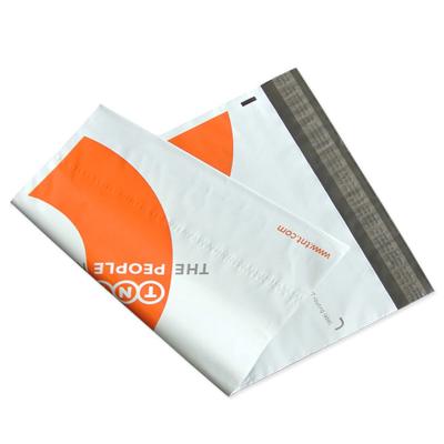 China UPS DHL TNT Disposable Adhesive Packing Mail Bags Plastic Envelope For Packing for sale