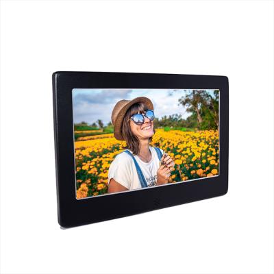 China New Design 1024*600 High Resolution 7 Inch Photo Album Electronic Digital Photo Frame Video Loop Clock for sale