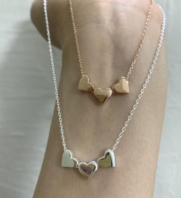 China TRENDY Customized 18K Gold Plated Necklace With Tiny Three Hearts Pendants Necklace For Women for sale