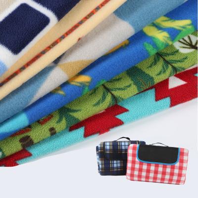 China High Quality Picnic Throw Flocked Frabic Polyester Camping Mat For Spring Hiking Blanket for sale