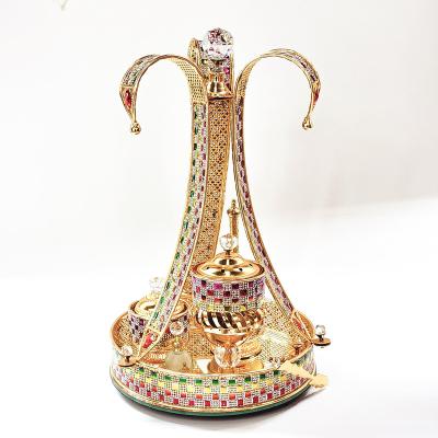 China Chinese Madden New Design 2021 Elegant Perfume Metal Incense Basket Set Portable With Crystal For Religious Wedding for sale