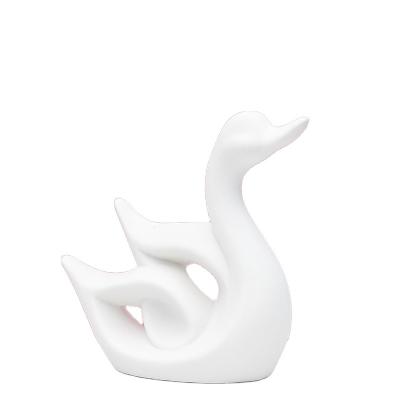 China Modern Home Decorations Ceramic Decorations European Swan Europe Living Room Opens Wedding Gift Creative Decorations for sale