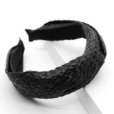 China Environmentally Friendly Graceful Headband Tiara Hair Accessories JOJO Black Raffia Hairdband Cross Main Band for sale