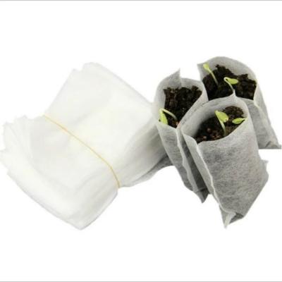 China Plant Nursery Non Woven Fabric Nursery Bag Eco Friendly Breathable Plant Nursery Bag for sale