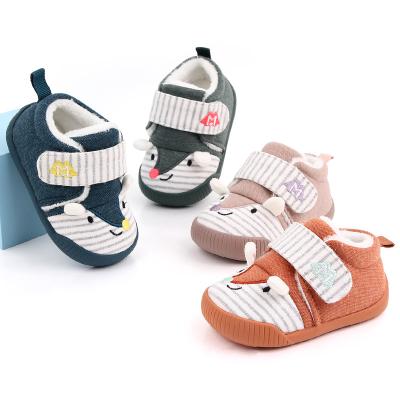 China Hot Cute Animal Anti-odor Printing Cotton Baby Shoes Newborn Baby Walking Shoes Unisex for sale