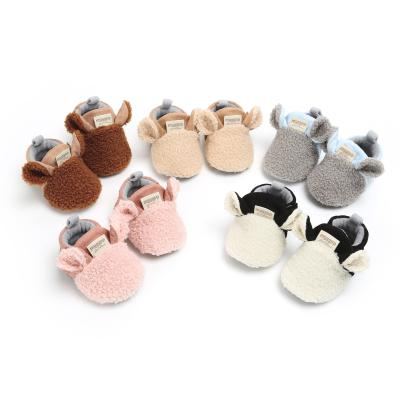 China Wholesale Cute Soft Anti-odor Cartoon Plush Baby Shoes Prewalker Unique Baby Shoes for sale