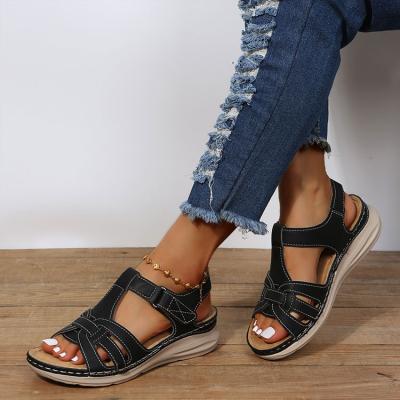 China Other Outdoor Summer Buckle Strap Increasing Sandal Water Shoes Roman Leather Beach Sandal Women for sale