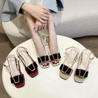 China Cushioning Women Sandals European Style High Heels Metal To Buckle Place-toed Casual Slippers Chunky Heels Sandals for sale