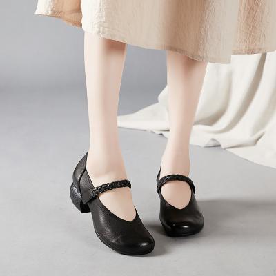 China Leather Shoes 2281 Ladies Med Heel Pumps Real Cow Mary Jane Pumps Handmade Retro Women Genuine Leather Anti-slippery Shoes for sale