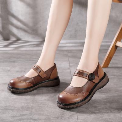 China Breathable Genuine Leather Shoes Woman Mary Jane Flat Anti-slip Retro Flat With Heel Women Shoes Soft Soled Ladies Shoes 5136 for sale