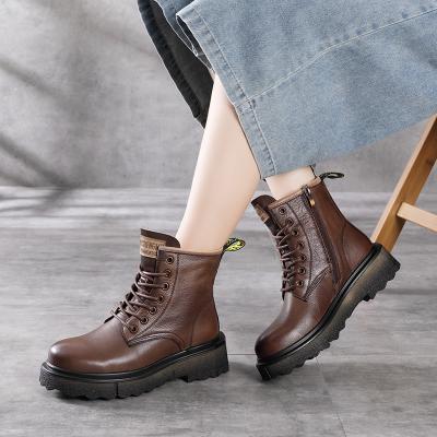 China Winter Genuine Cow Leather Anti-Slippery Retro Handmade Leather Shoes Woman Women Boots Real Boots Soft Unique Flats Ladies Ankle Boots 8895 for sale