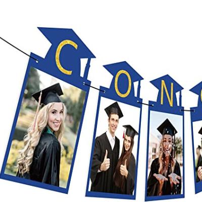 China 2022 Supplies - Congratulations Festival Decoration 3PCS Graduation Decorations Photo Banner Party Graduate We Are So Proud Of You Garland Class of 2022 Decor for sale