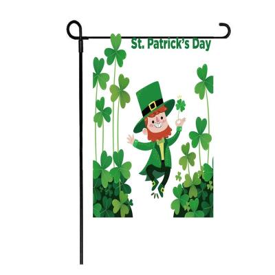 China Marriage favors & Custom St Patrick's Day Green Garland Flag Road Sign Hanging Festival Flying Garden Flag Bridal Party Favors for St Patrick's Day Decoration for sale