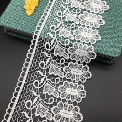 China Factory Fashion Polyester Lace Hot-selling Shirts Water Soluble Lace Home Textile Lace for sale