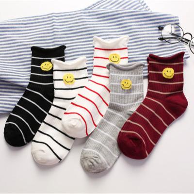 China Fashion Sporty Striped Smiley Face Printing Pattern Summer Sale Discount Girls Long Crew Socks for sale