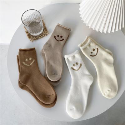 China Sporty Embroidered Logo 3d Printed Cute Accept Custom Smiley Terry Crew Socks for sale