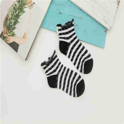 China Custom Made Warm Casual Ankle Socks Solid Color Logo Sports Breathable Striped Pattern Shorts for sale