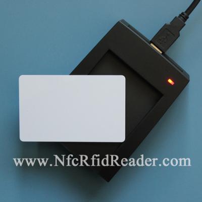 Chine le TYPE de NFC 13.56Mhz un bureau ultra-léger CR5011AU de lecteur d'USB RFID libèrent SDK à vendre