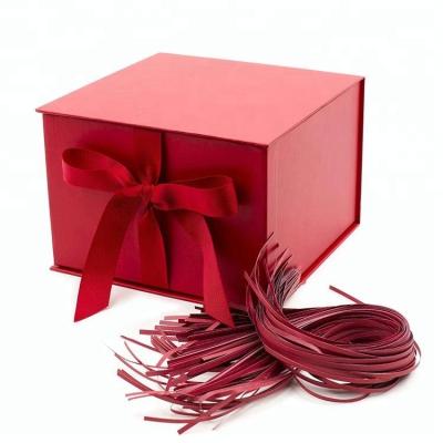 China Recycled Materials OEM Red Cardboard Valentines Day Large Present Gift Boxes With Ribbon for sale