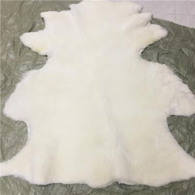 China Auto upholstery natural sheepskin lining shearling sheepskin skin material for sale