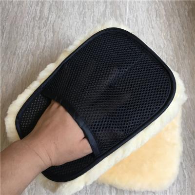 China Aggressive Paint Glove Artificial Wool Auto Detailing Glove for sale