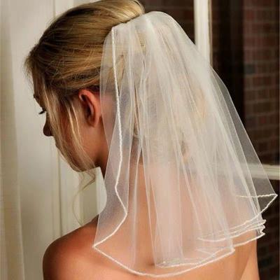 China Wholesale Luxury Sweet and Elegant White Bridal Veil Simplicity Hairpin Hairpin Wedding Veil Women for sale