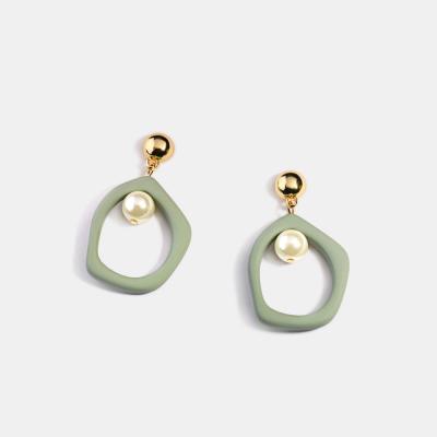 China Mint Green Hot Sale Decoration Shellfish Atmospheric Beads Paint Irregular Earrings Pearl Earrings for sale