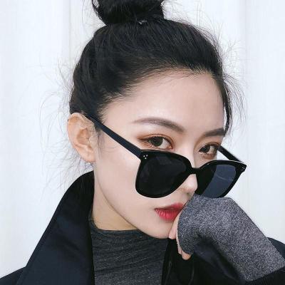 China Hot Selling Oversized Square Polarized Sunglasses Fashion Wholesale Fashion Sunglasses Unisex for sale