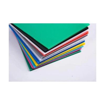 China Recycled Materials Corrugated Plastic Containers Cardboard Box Corrugated Polypropylene Hollow Sheet for sale