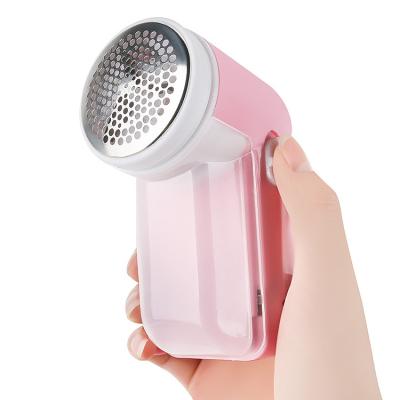 China Viable Household Items Fiber Remover Fabric Shaver Portable Electric Rechargeable Sweater Shavers Electric Fiber Remover For Clothes Furniture for sale