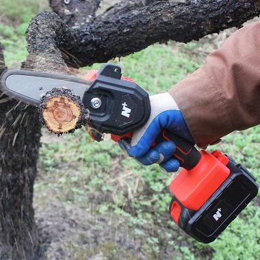 China New Energy Nplus 550W Woodworking Lithium Battery Pruning Chainsaw Wood Cutter Cordless Garden Mini Electric Chain Saw One-Hand Garden Working for sale