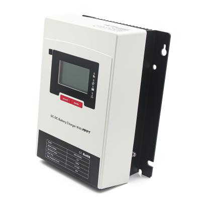 China 12Vdc DC DC Car Battery Charger 30A With MPPT Solar Controller IP32 Protection Degree for sale