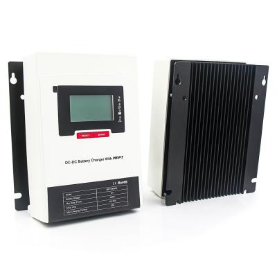 China 700W PV Input 50A DC DC Charger IP32 Protection 12V Starter Battery Charger for sale