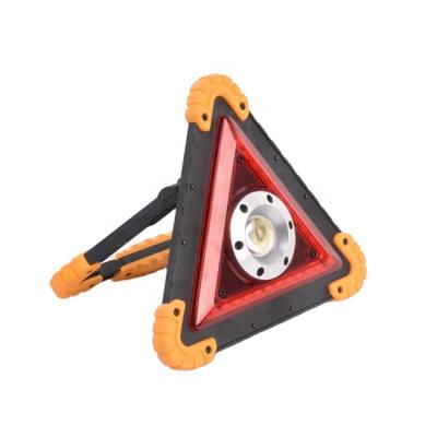 China Strong Triangle 10W Nylon Rotating Emergency Car Light Waterproof +TPR Crash Work Light With Tripod for sale