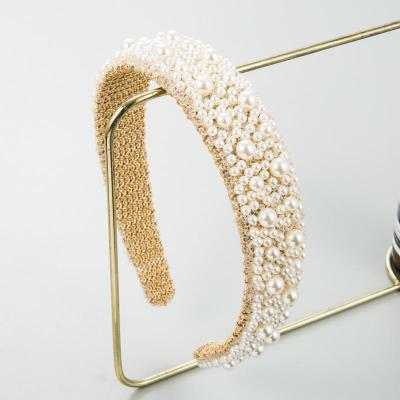 China Luxury Designer Headbands Fashion Baroque Pearl Headband New Arrival Full Style Headbands Temperament For Women Hair Accessories for sale