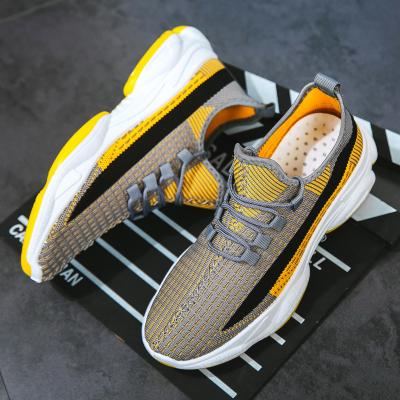 China Fashion Trend New Men's Sports Shoes Trend Fashion Running Shoes Casual Breathable Outdoor Sports Shoes for sale