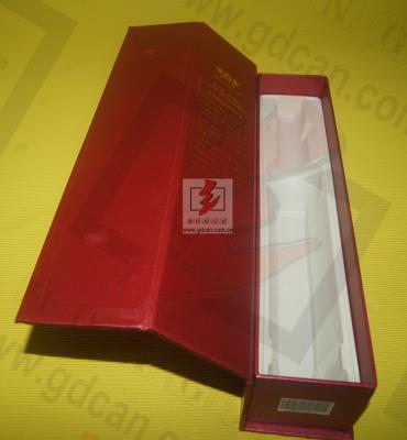 China Wine Recycled Paper Gift Boxe Packaging Red With Matt Lamination for sale