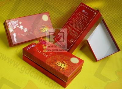 China Custom Cardboard Clothing Gift Boxes For Dresses , Biodegradable for sale