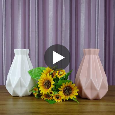 China Nordic Modern Minimalist Indoor Outdoor Decorative Tabletop Plant White Flower Wedding Plastic Vases For Hotel Office Home Decoration for sale