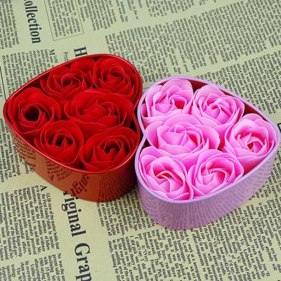 China Women's Day Valentine's Day Gifts Customized Women's Day Valentine's Day Gifts Eternal Rose Flowers Head Preserved Rose Soap in Heart Round Square Gift Box for sale