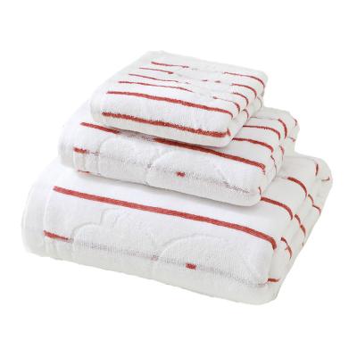 China Warm safe for children - selling cotton striped bath towel is soft and skin-friendly for sale