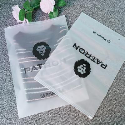 China Recyclable Custom Packaging Bags For Garment Bag Translucent Poly Bag Ziplock Garment Bag for sale