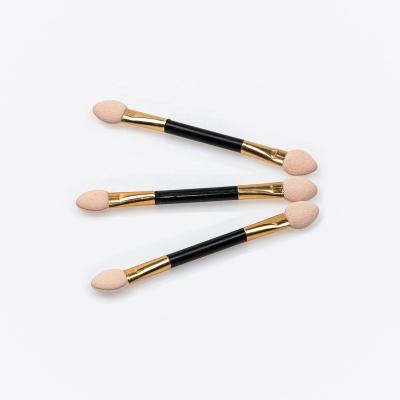 China Eco-Friendly Hot Selling Gold Black Color Sponge Mascara Brushes With Double Head For Eyeshadows for sale