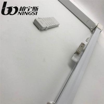 Chine Rideau Rod blanc en ivoire en 35mm*30mm Smart rideau Rod Aluminum Alloy en 4 mètres à vendre