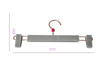 China De rechte Hangers van de Fluweelklem, Aangepaste de Kledingshangers van het Embleem Grijze Fluweel Te koop