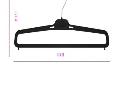 China Space Saver Wide Shoulder Plastic Suit Hangers With Trouser Clamp Portable for sale