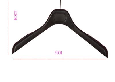 China Anti Slip Plastic Suit Hangers Closet Clothes Hanger For Laundry Stores for sale