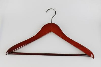 China Custom Made Wooden Clothes Hangers / Anti-Slip Copper Metal Hangers for sale