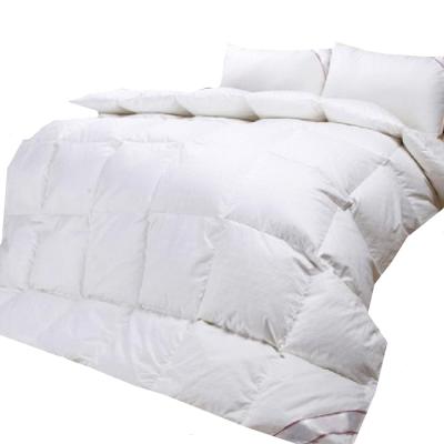 China Fashion Anti-static Color Down Feather Comforter Down Fluffy Comforters And Soft Duvet Cover Set for sale