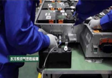 Cina Linea di assemblaggio del pacchetto di batterie al litio EV completamente automatica controllata da PLC in vendita